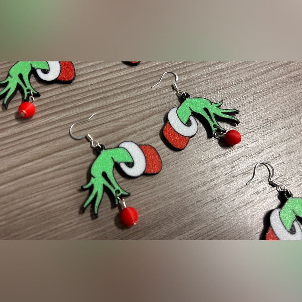 Grinch Earrings - 3D printed & home made